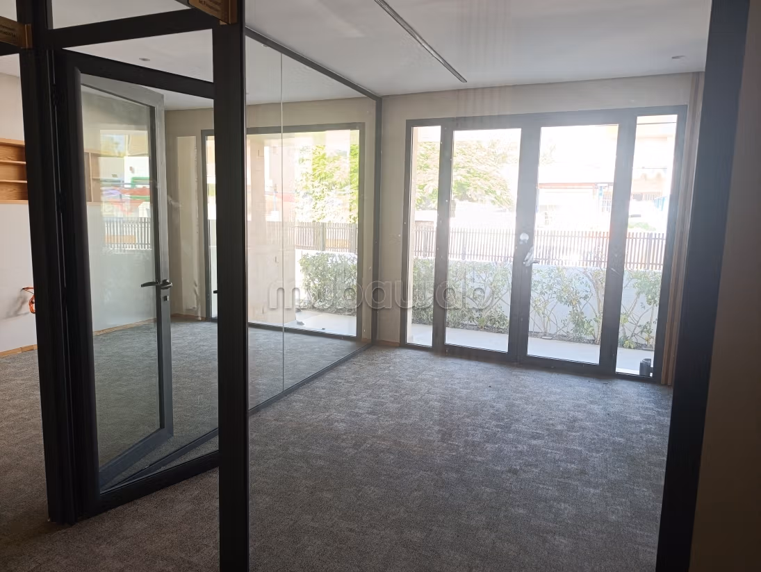 Location villa usage professionnel 859m² 
Rabat Sou