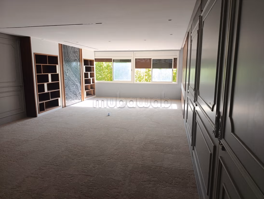 Location villa usage professionnel 859m² 
Rabat Sou