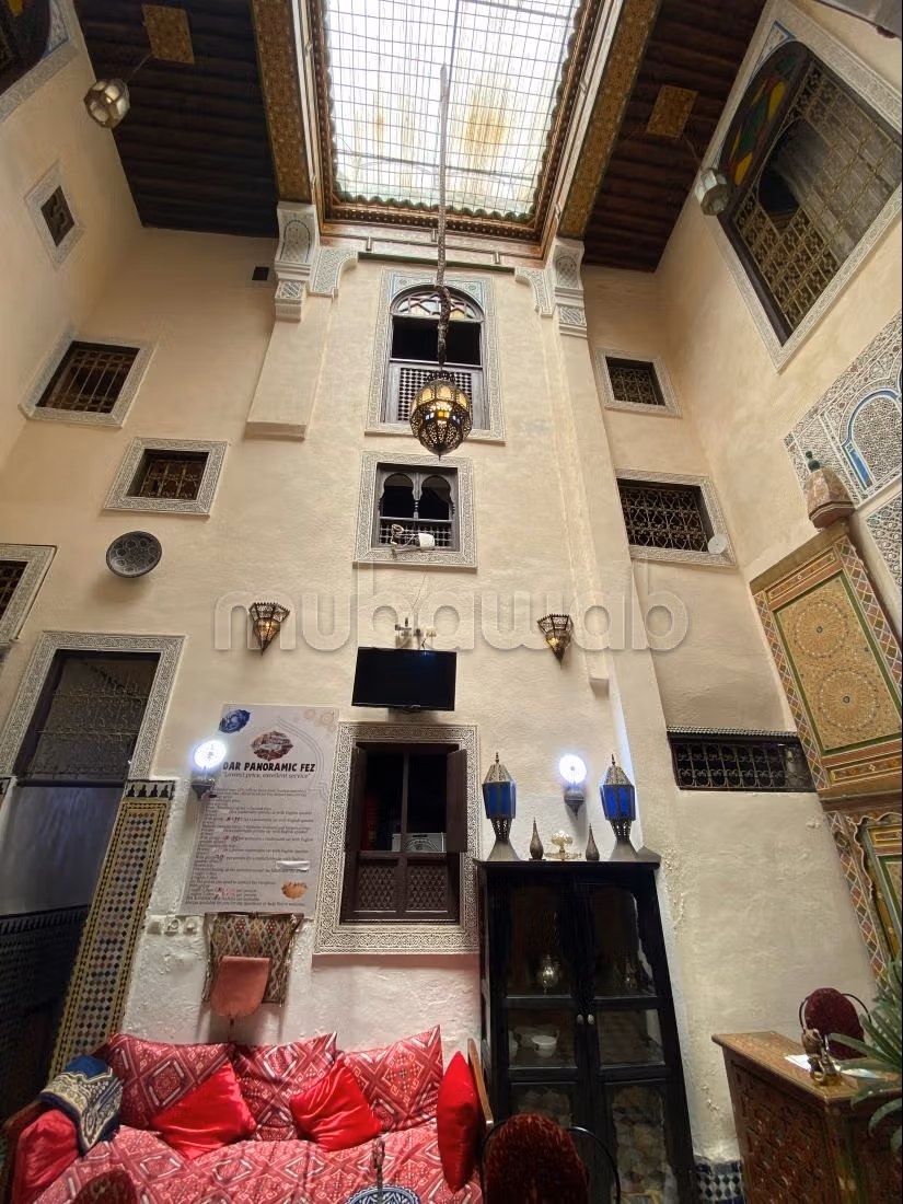 Dar avec une splendide terasse, maison d’hôtes,