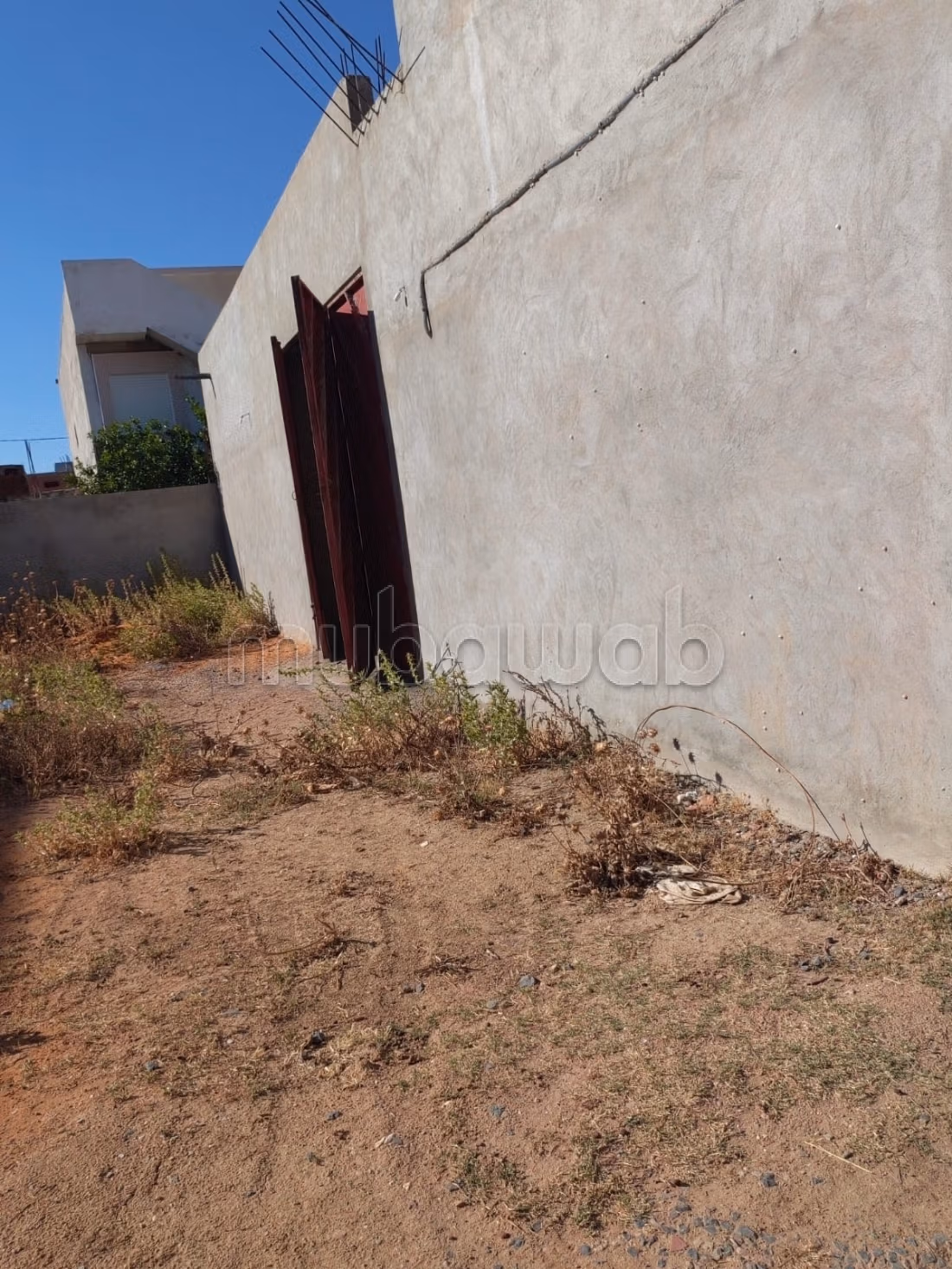Grand depot e terreno a Slouguia, Testour