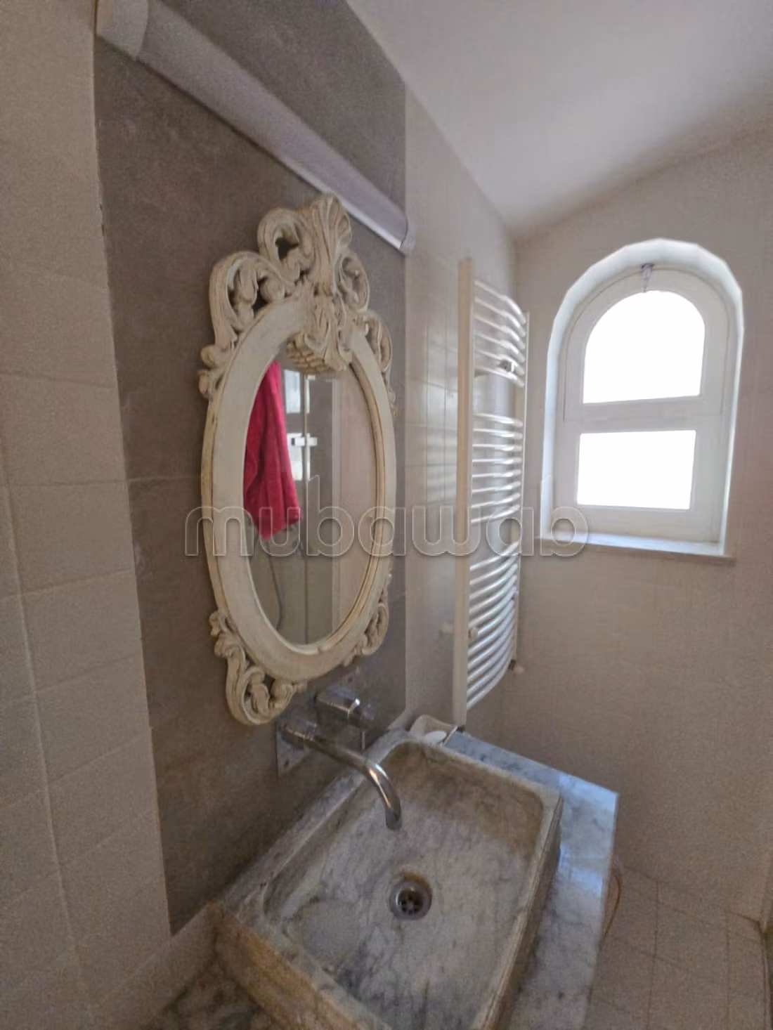 Splendida villa in vendita a Sidi El Mahrsi. 5 belle camere. Bel terrazzo e giardino