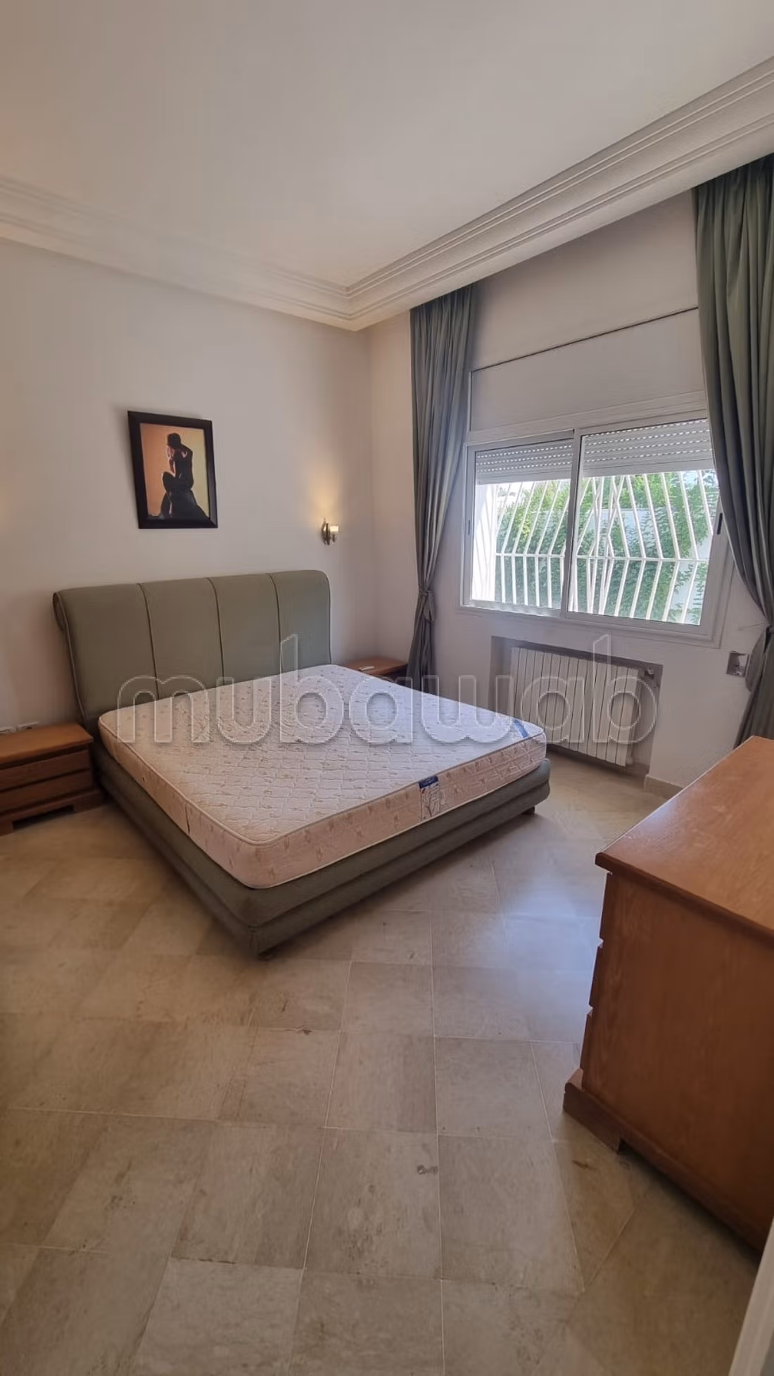 Location saisonnière villa de luxe à Yasmine Hammamet. Surface totale 300 m². Places de parking et terrasse