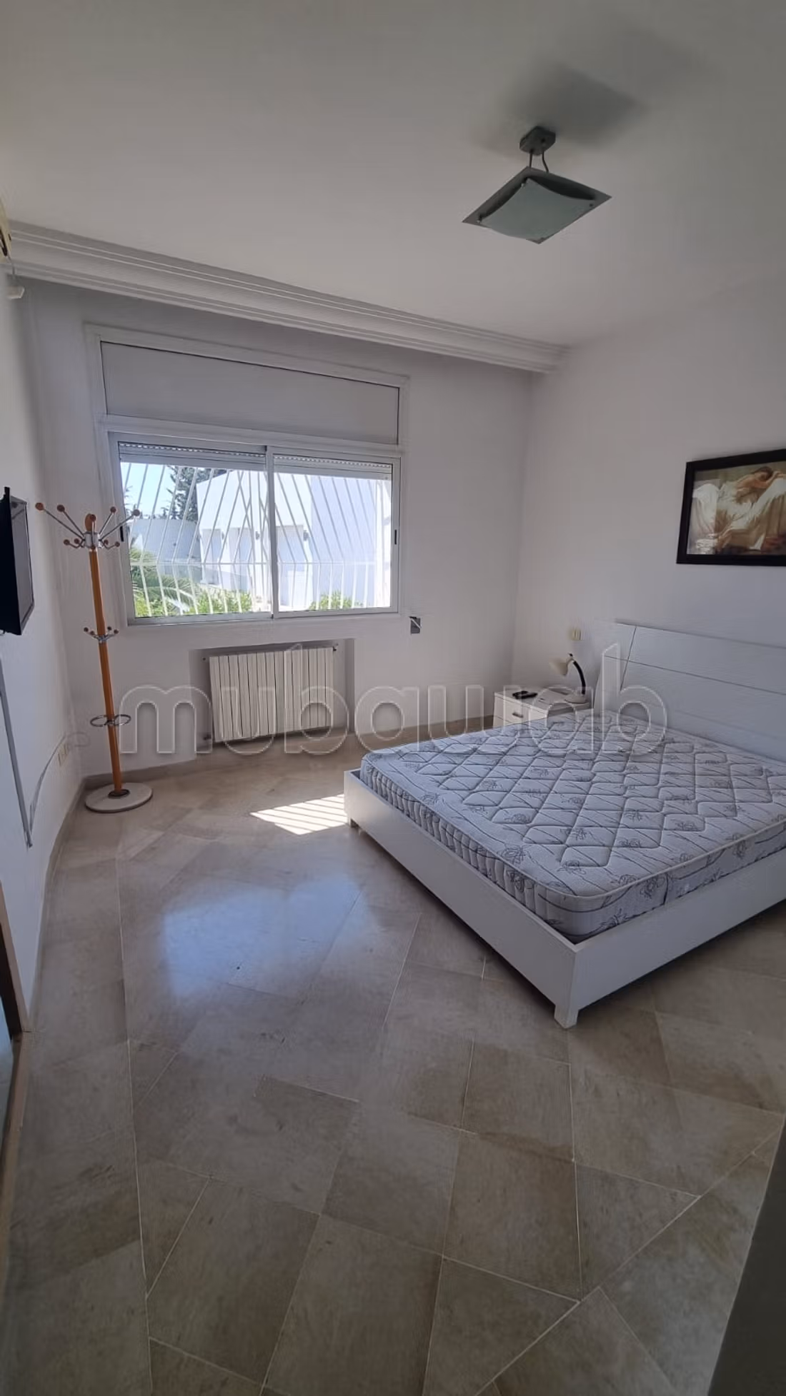 Location saisonnière villa de luxe à Yasmine Hammamet. Surface totale 300 m². Places de parking et terrasse