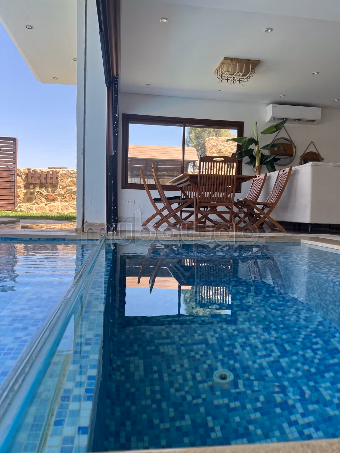 Vente villa de luxe à Hammamet Sud. Surface de 280 m². Bien meublé