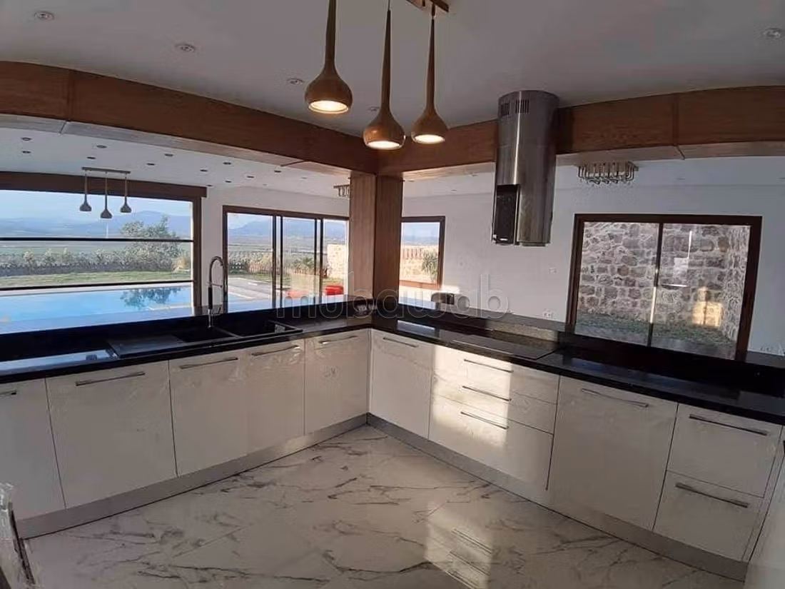 Vente villa de luxe à Hammamet Sud. Surface de 280 m². Bien meublé