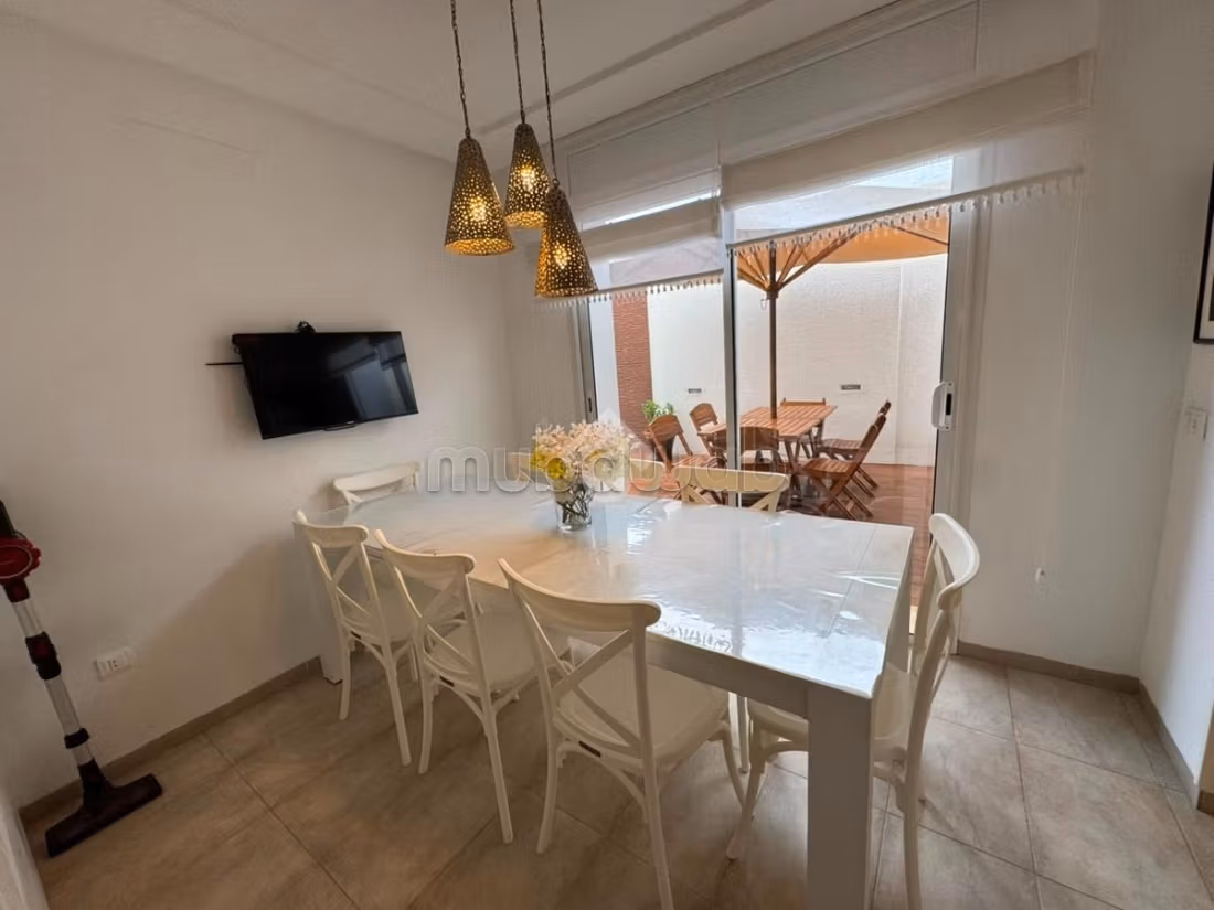 Maison jumelée en vente