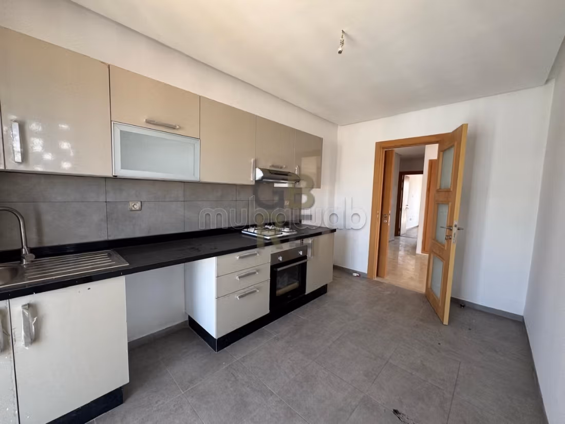 Magnifique appartement a l'agdal en location — 2