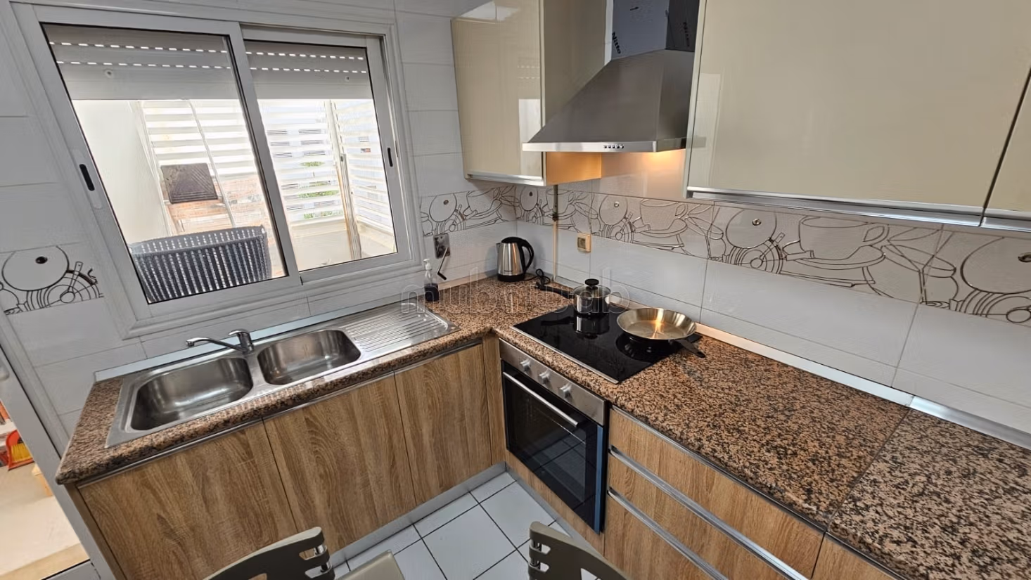 Fully Air-Conditioned Apartment 3 Bedrooms WIFI View