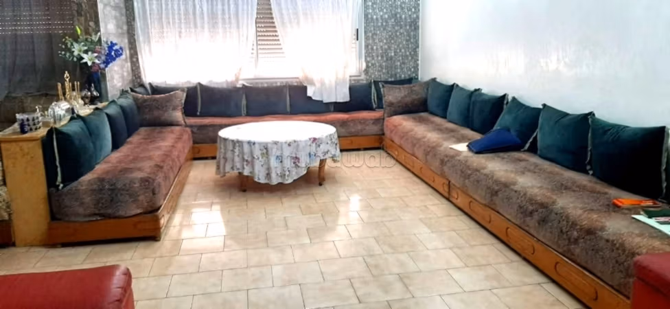 Appartement 3 chambre proche centre américain Fes