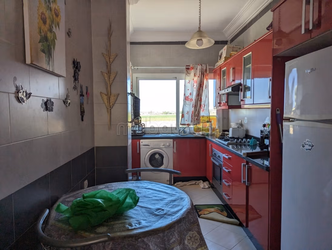 Location saisonnière à Mannesmann. 
Surface de 80 m². 
Climatisation et piscine