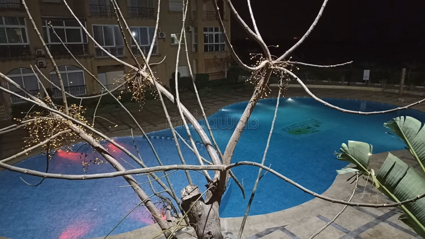 Location saisonnière à Mannesmann. 
Surface de 80 m². 
Climatisation et piscine