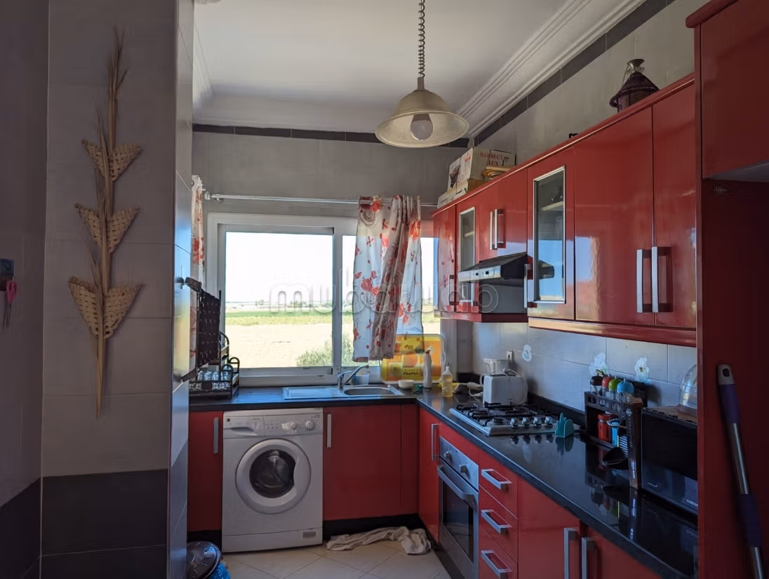 Location saisonnière à Mannesmann. 
Surface de 80 m². 
Climatisation et piscine