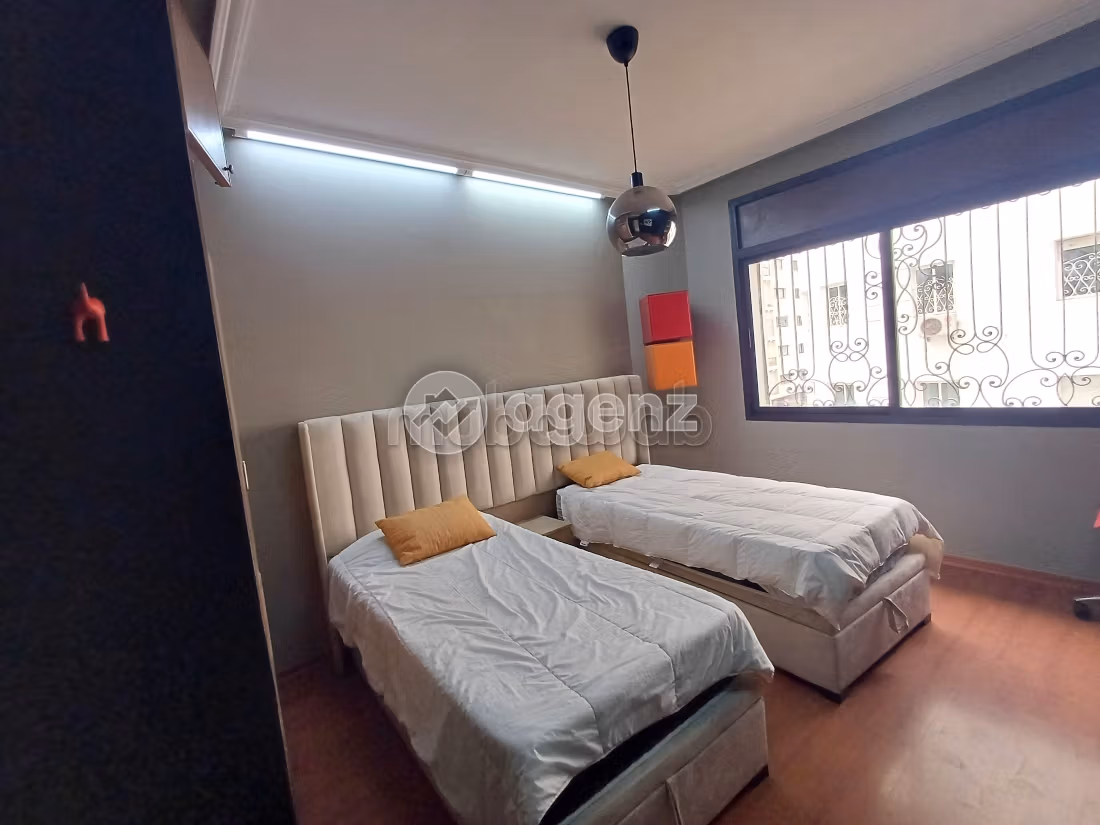 Appartement à louer 220 m², 3 chambres Les hôpitaux Casablanca