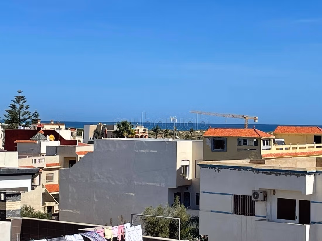 Vacation apartment for rent in Martil. 2 nice bedrooms. Concierge service, beautiful pool