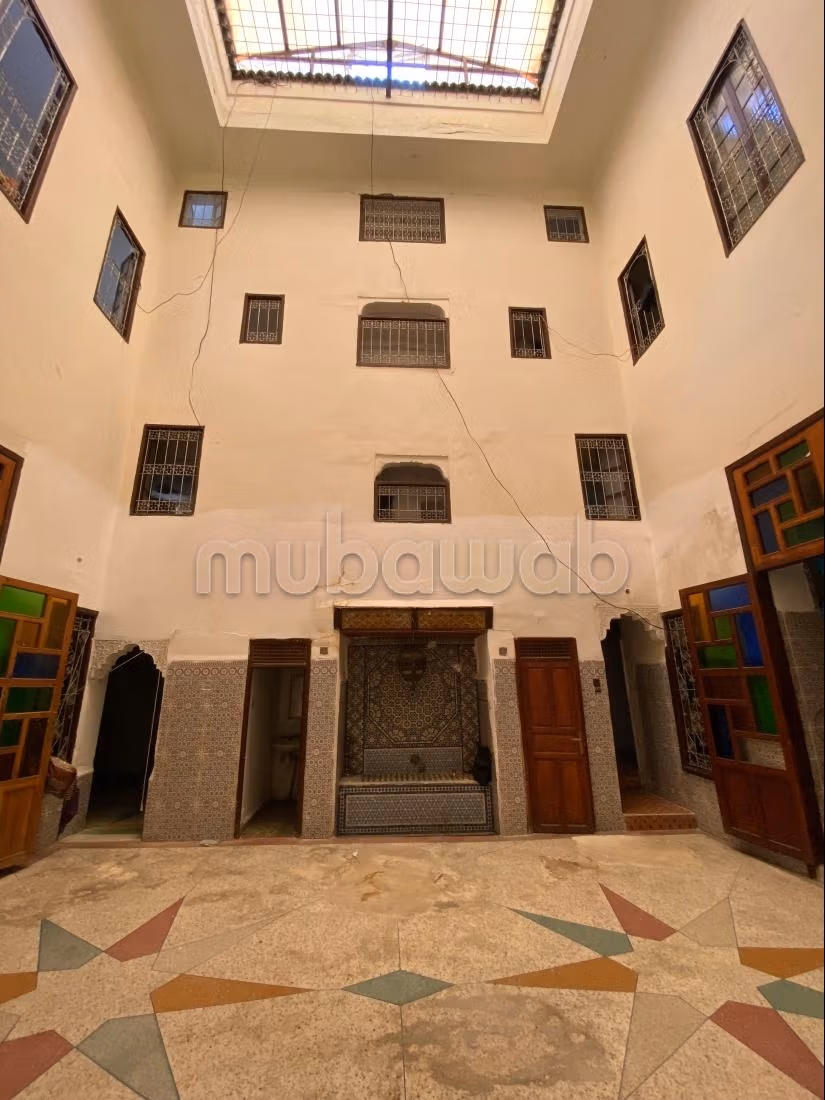 Titled Riad with 8 large rooms