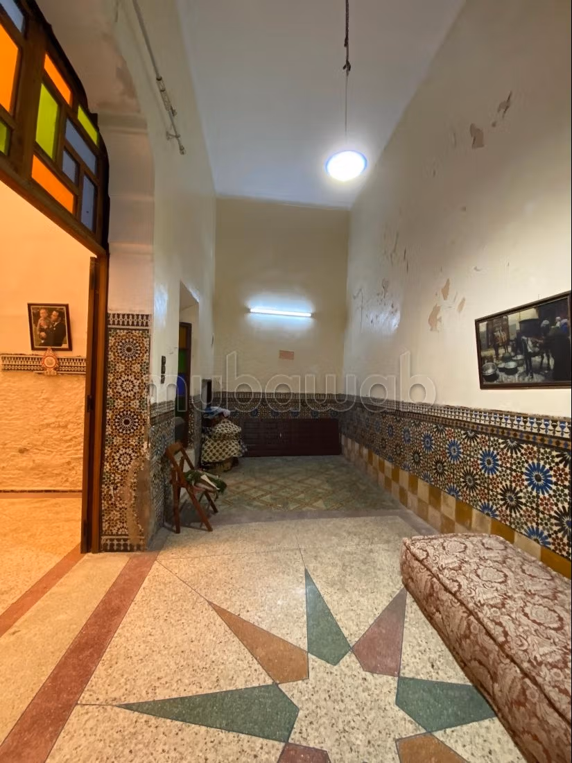 Titled Riad with 8 large rooms