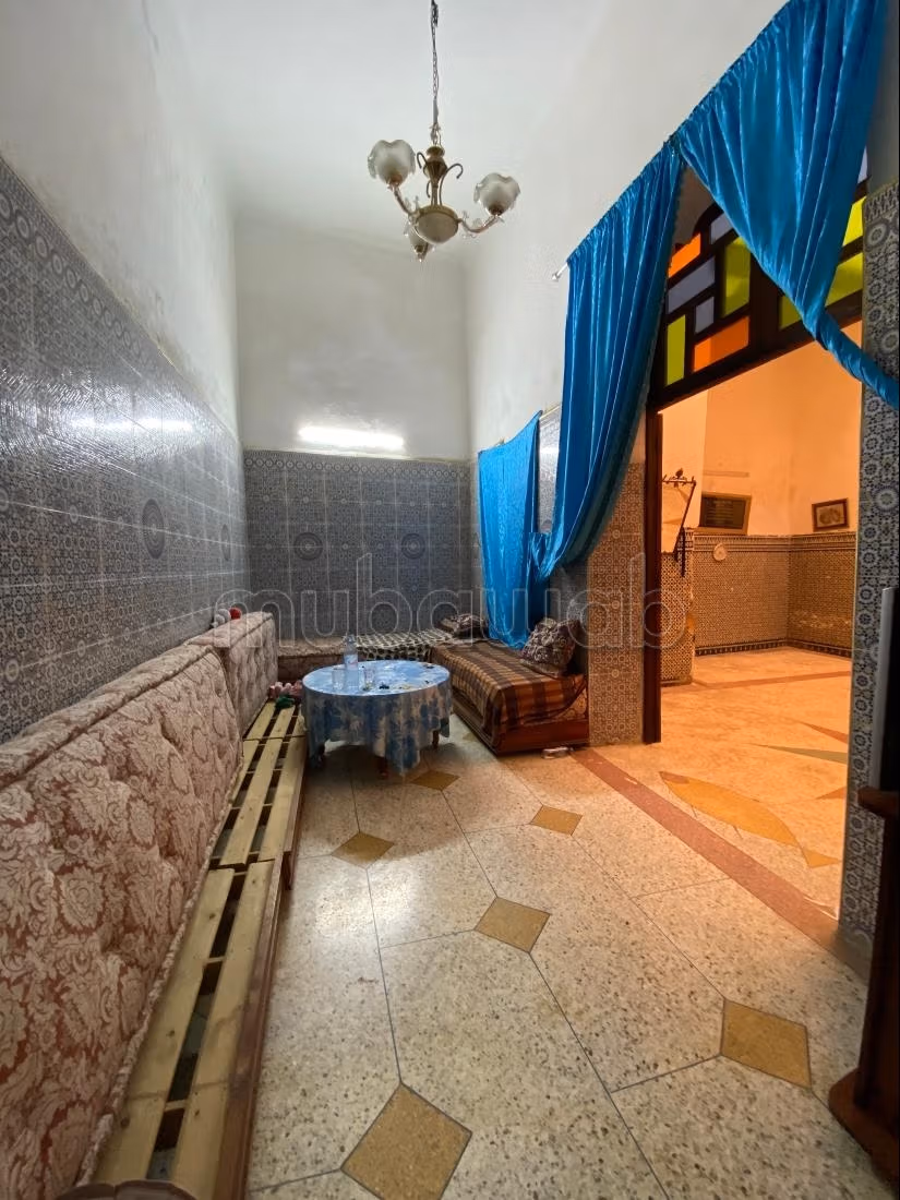Titled Riad with 8 large rooms