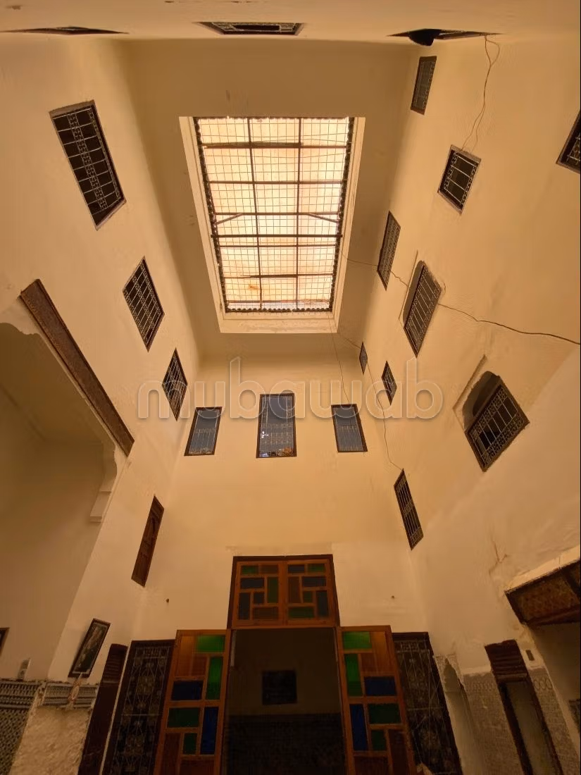 Titled Riad with 8 large rooms