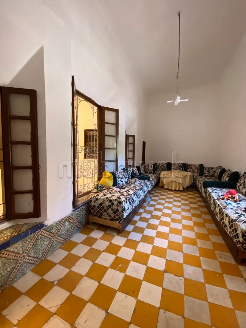 Titled Riad with 8 large rooms