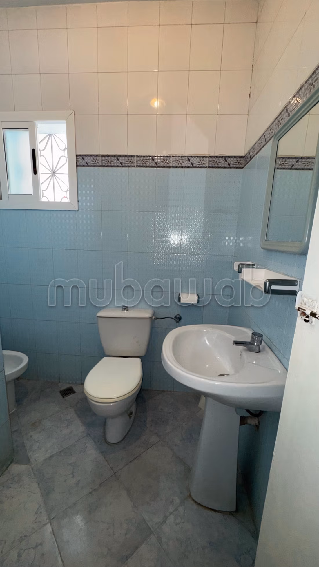 Affitta questo appartamento a M'Diq. 2 camere da letto accoglienti. Arredato
