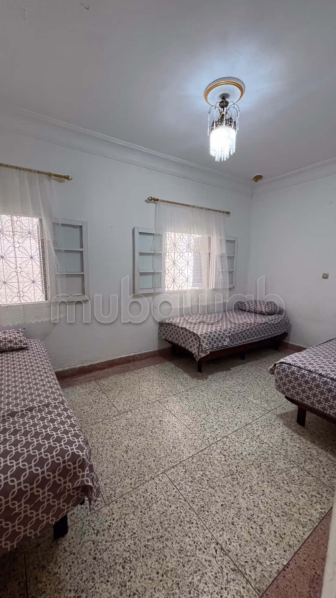 Affitta questo appartamento a M'Diq. 2 camere da letto accoglienti. Arredato