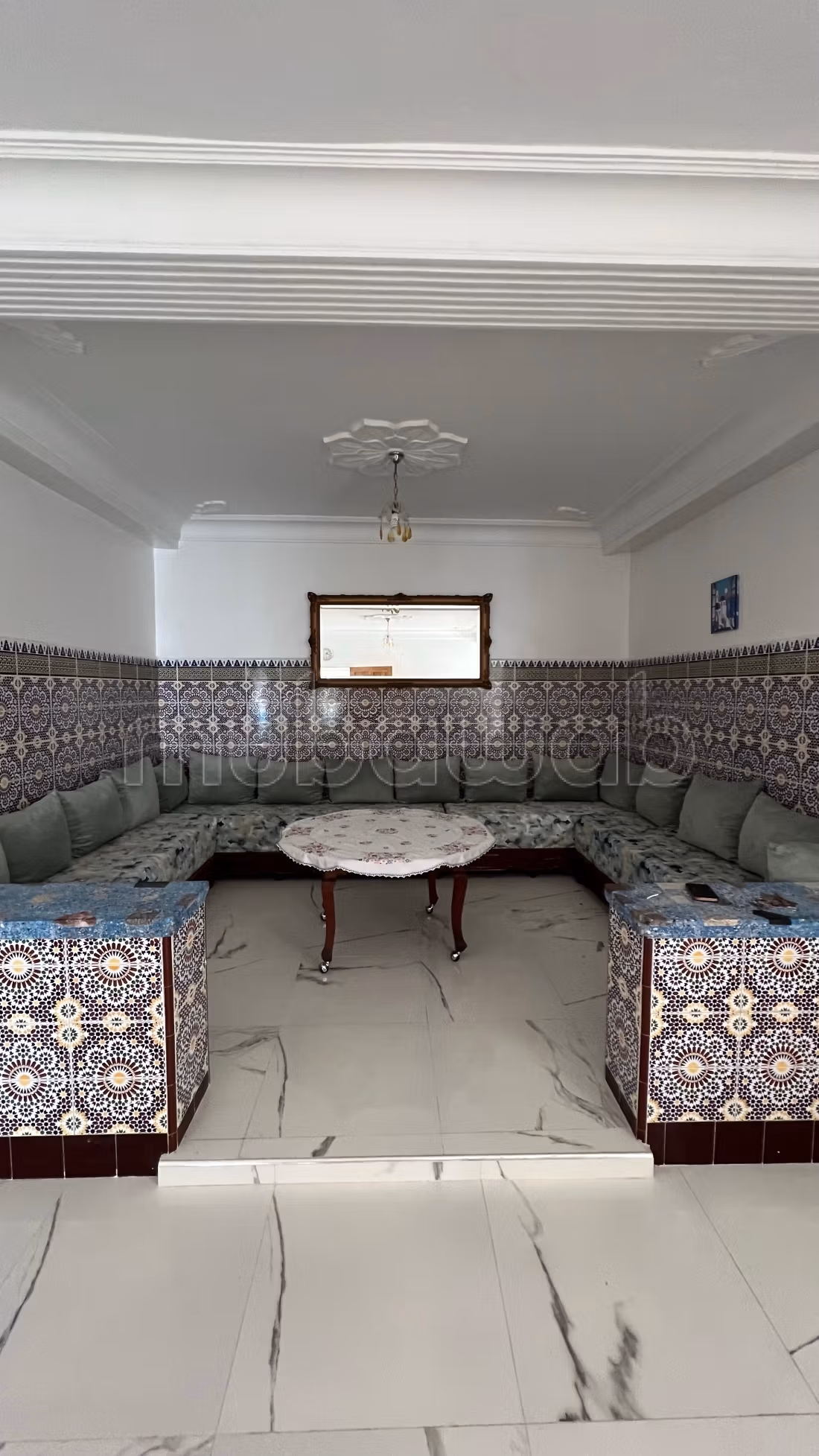 Affitta questo appartamento a M'Diq. 2 camere da letto accoglienti. Arredato