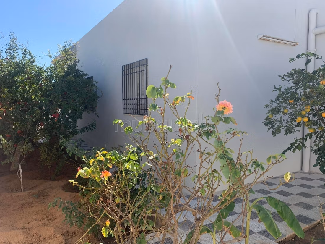 Villa à vendre confort et sérénité 
taniour sfax