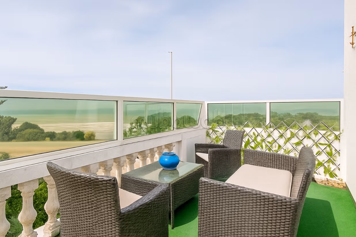 Appartement 88 m² à Corniche — 2