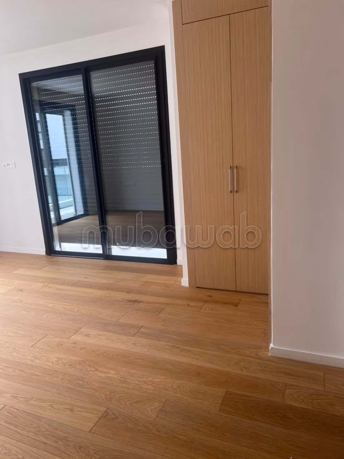 In affitto - Appartamento con 2 camere vuoto mai abitato