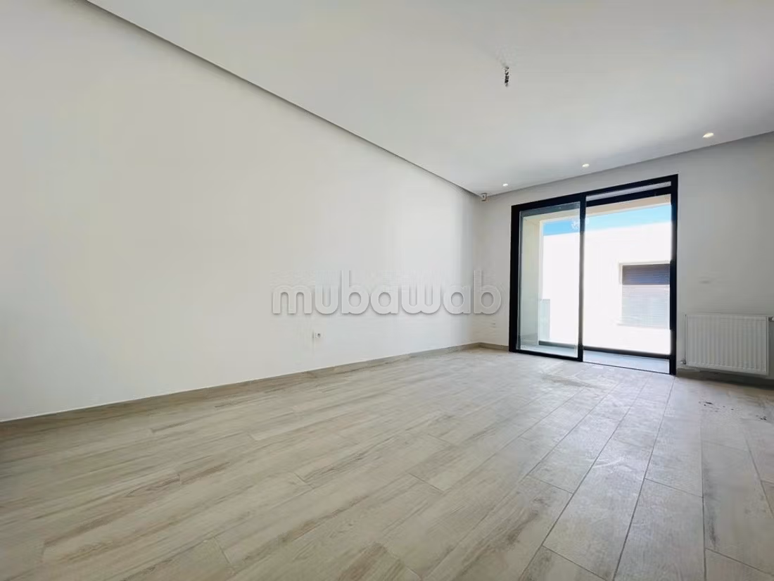 Location d'un appartement à Carthage. Superficie 112 m². Porte blindée, sécurité