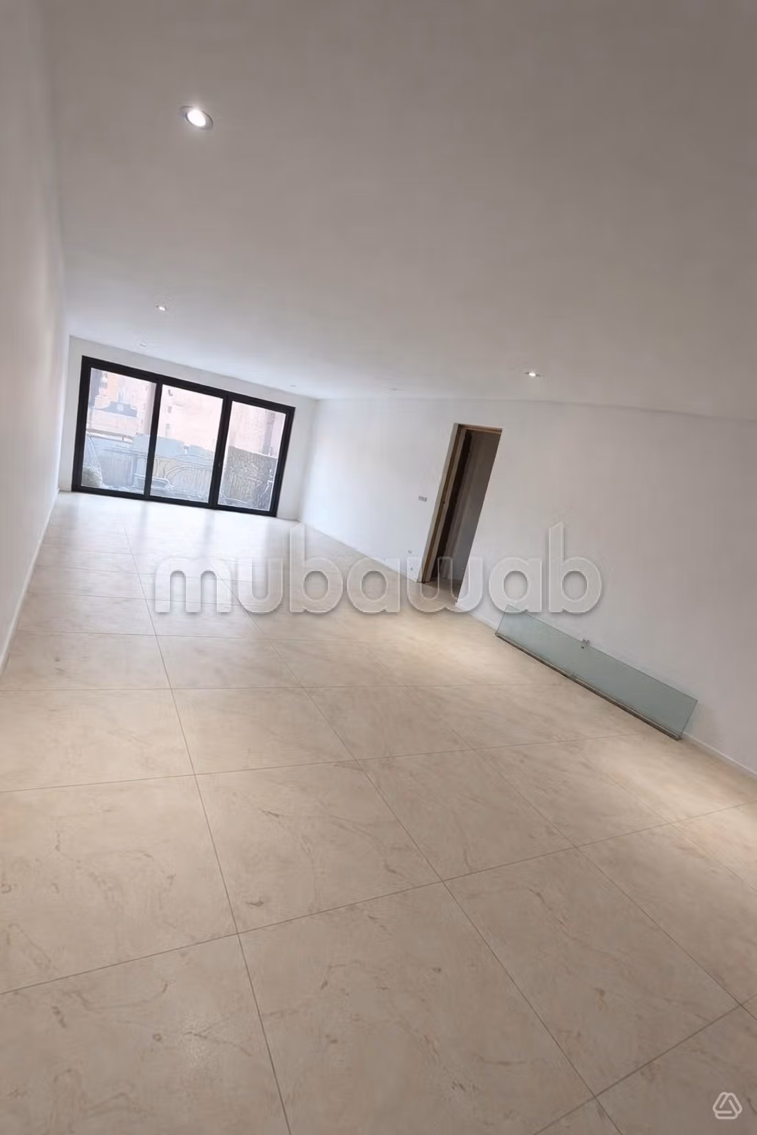 Superbe appartement à louer à Guéliz. 3 belles chambres. Système de parabole et résidence sécurisée