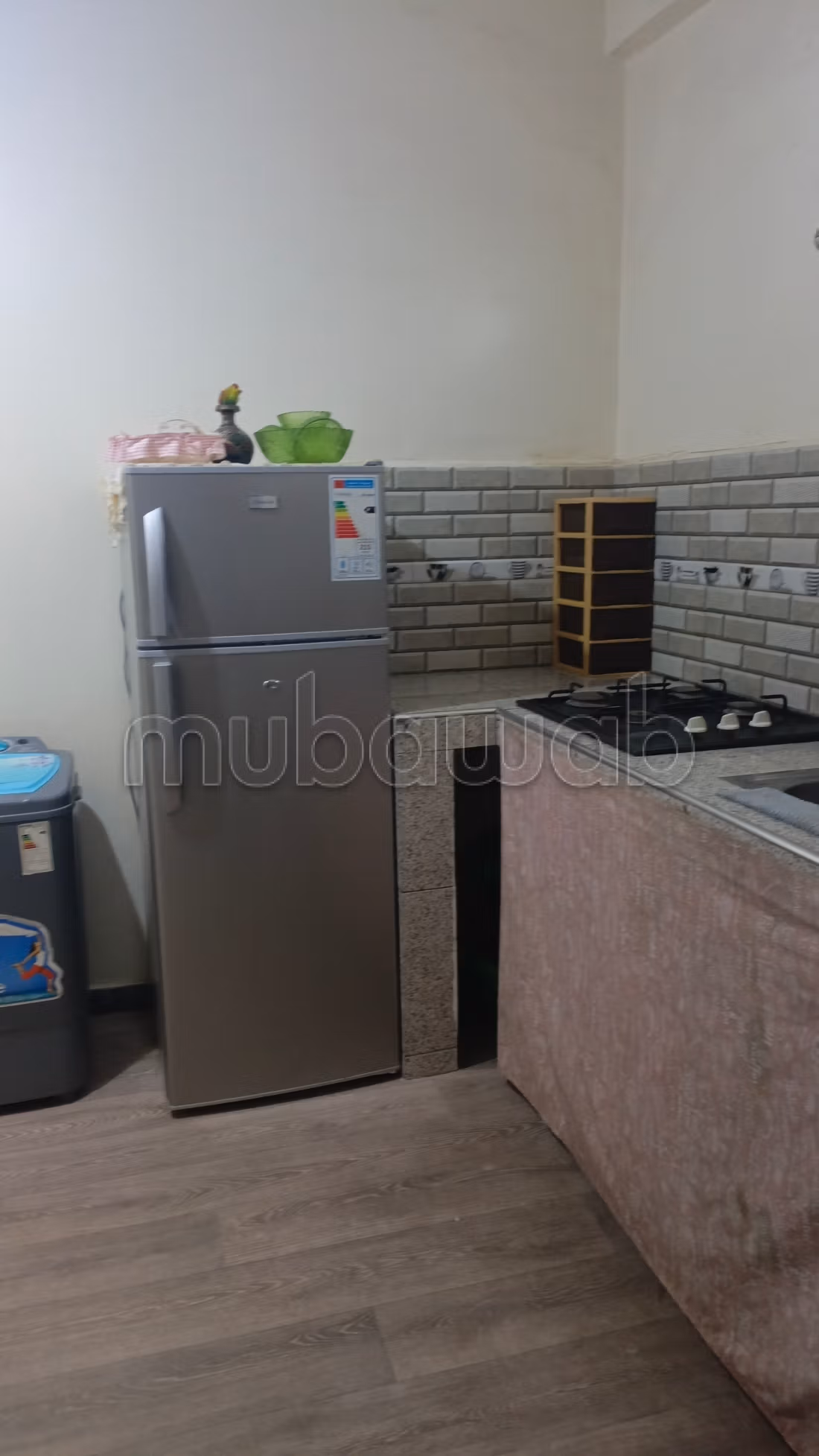 Louez cet appartement à Ihchach.
Surface totale 60 m².
Meublé — 5