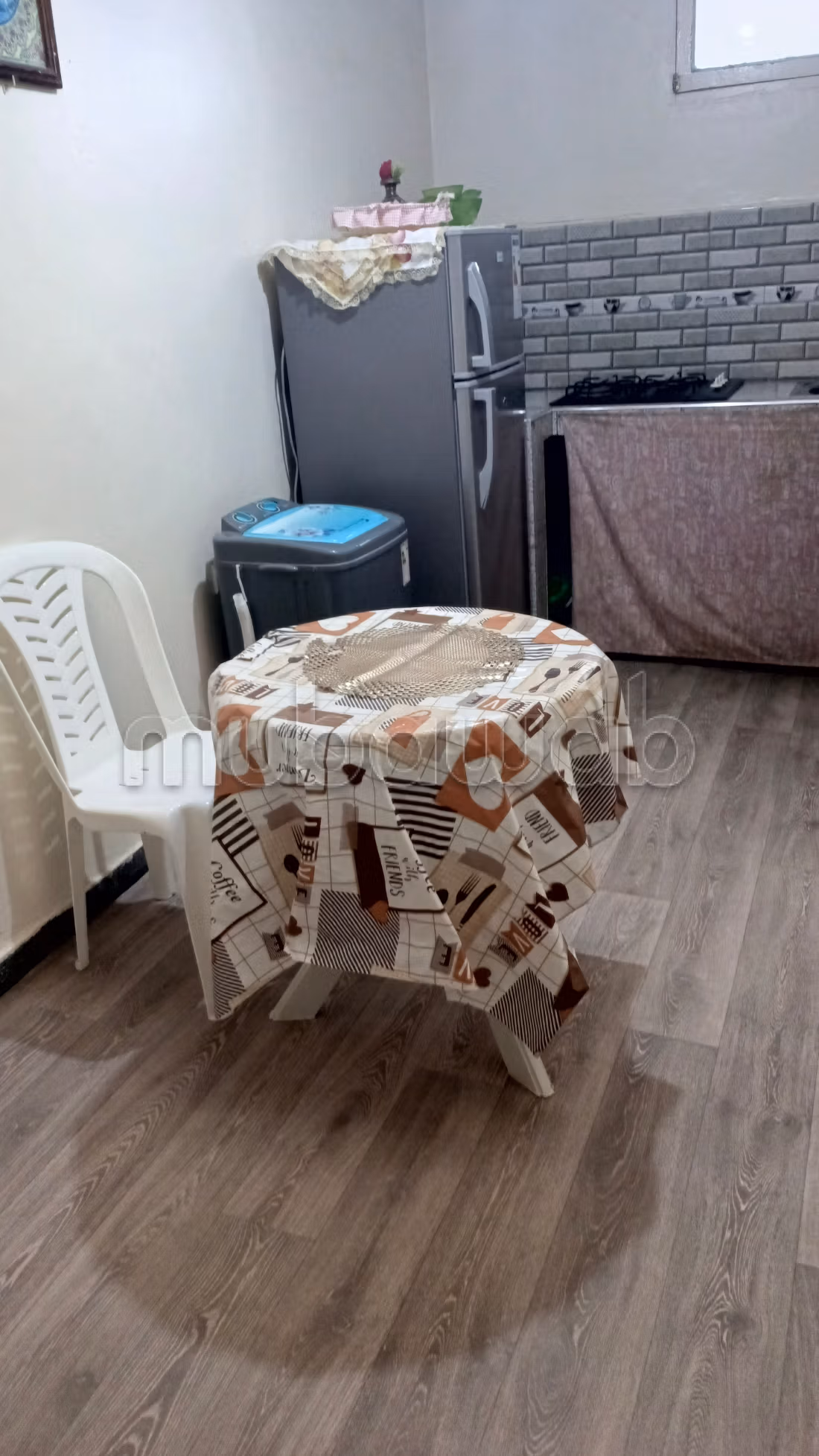 Louez cet appartement à Ihchach.
Surface totale 60 m².
Meublé — 6