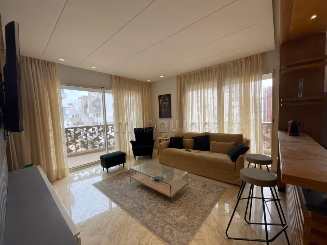Superbe appartement à louer à Casablanca Finance City.
Superficie 100 m².
Bien meublé — 2