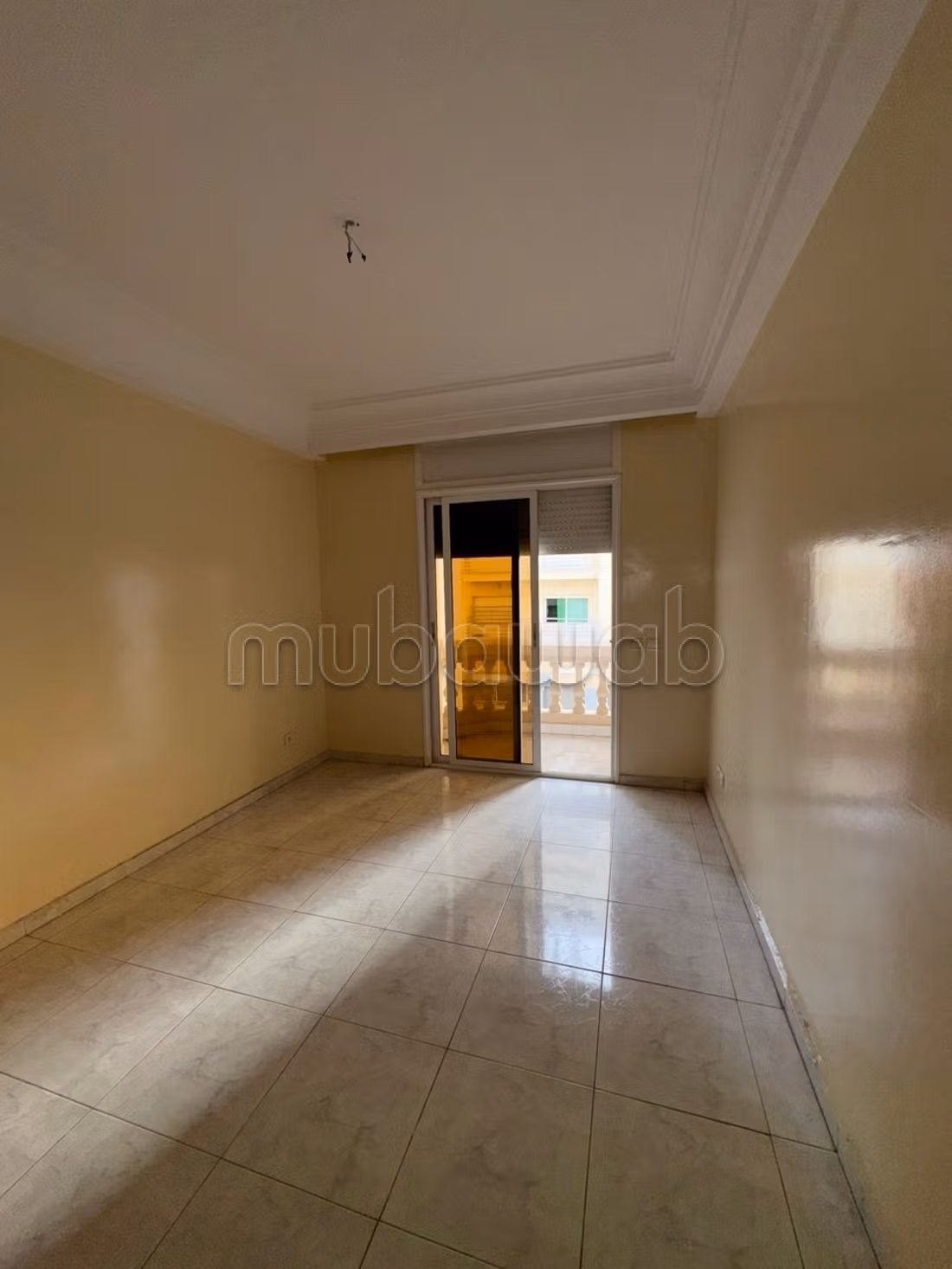 Apparemment a vendre val fleuri