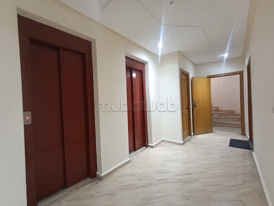 BEL appartement à louer 
LAHJAJMA — 2