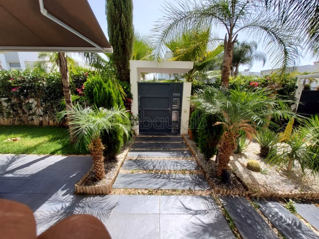 Bella villa arredata in affitto a EL MENZEH