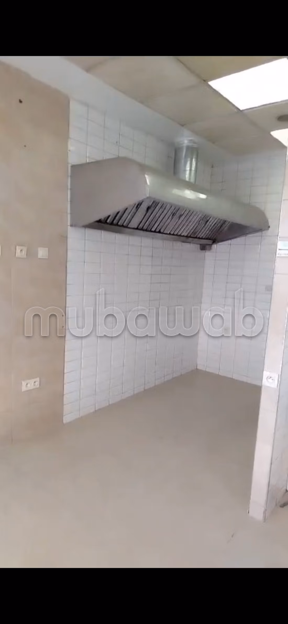 Local commercial 33 m² à vendre à Hay Salam Agadir