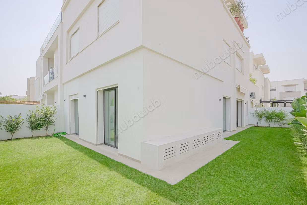 Appartement à l'achat à Chotrana 1. Surface de 130 m²