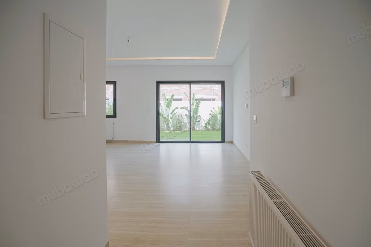 Apartment for sale in Chotrana 1. Surface area 133 m²