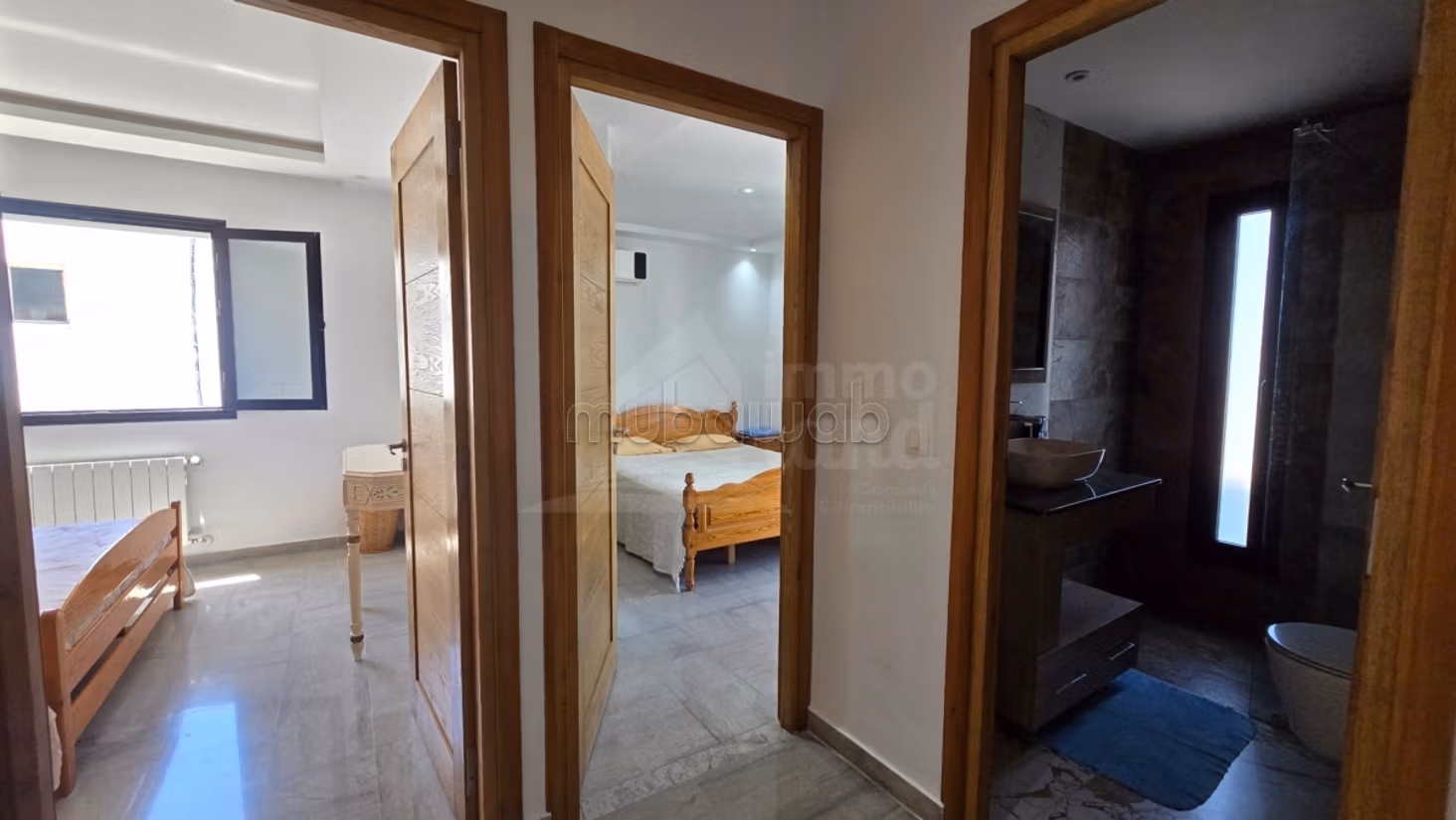 À LOUER: Magnifique Duplex S3 Vide, La Marsa