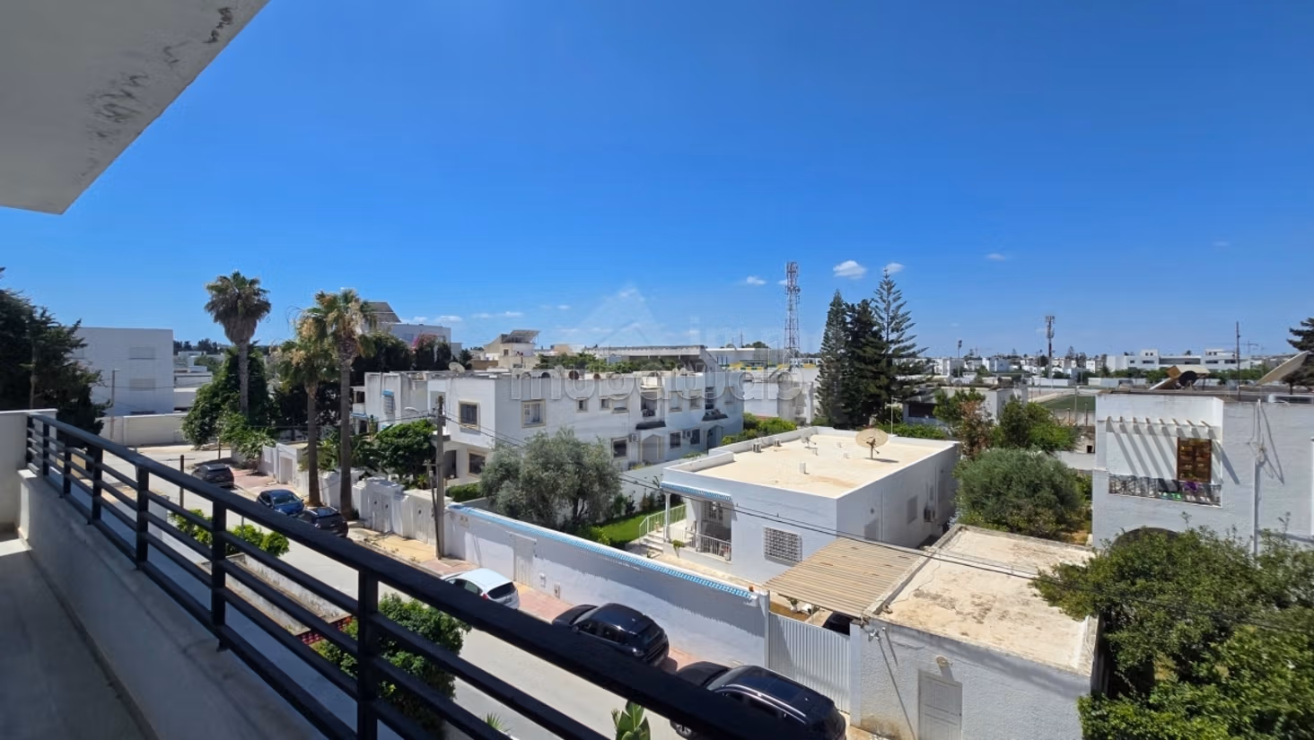 À LOUER: Magnifique Duplex S3 Vide, La Marsa