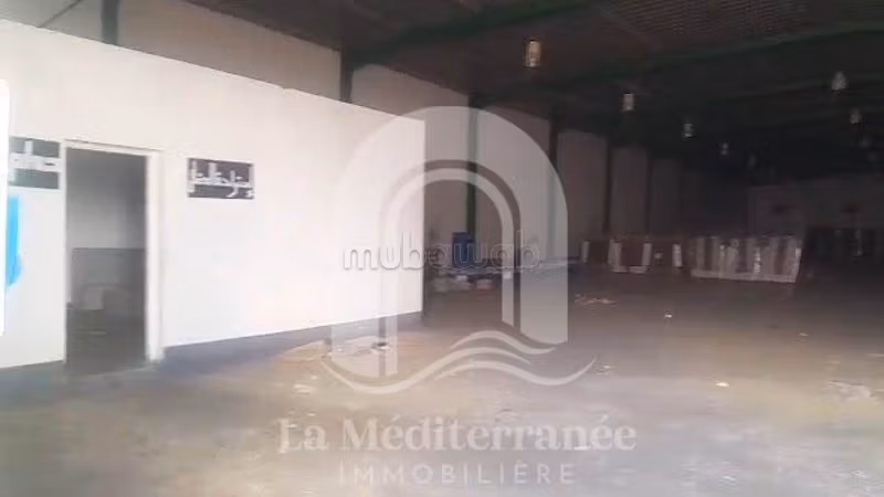 Industrial space for rent in Fajja
