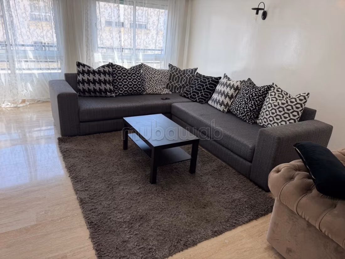 Appartement Meublé avec Cheminée – Palmier — 2