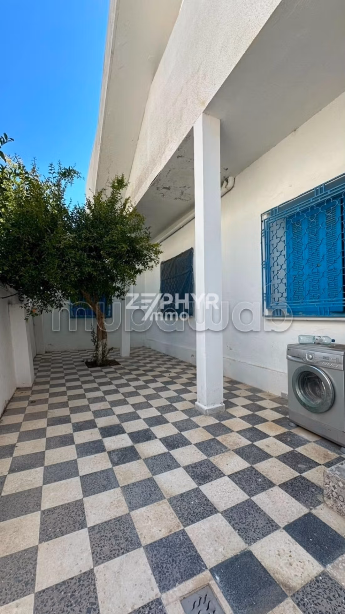 A louer S1 meublé avec terrasse à la Marsa