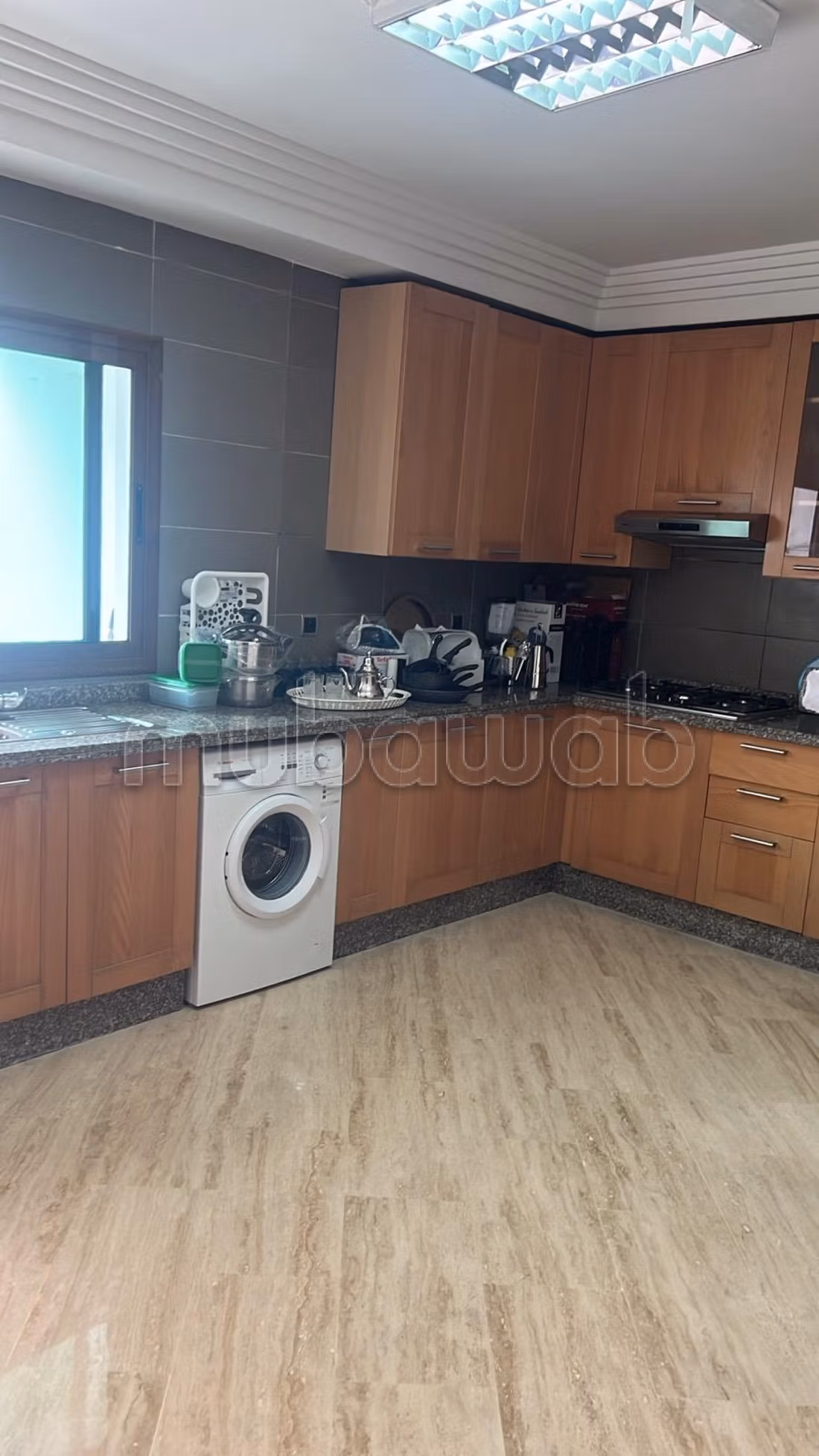 Appartement Meublé avec Cheminée – Palmier — 3