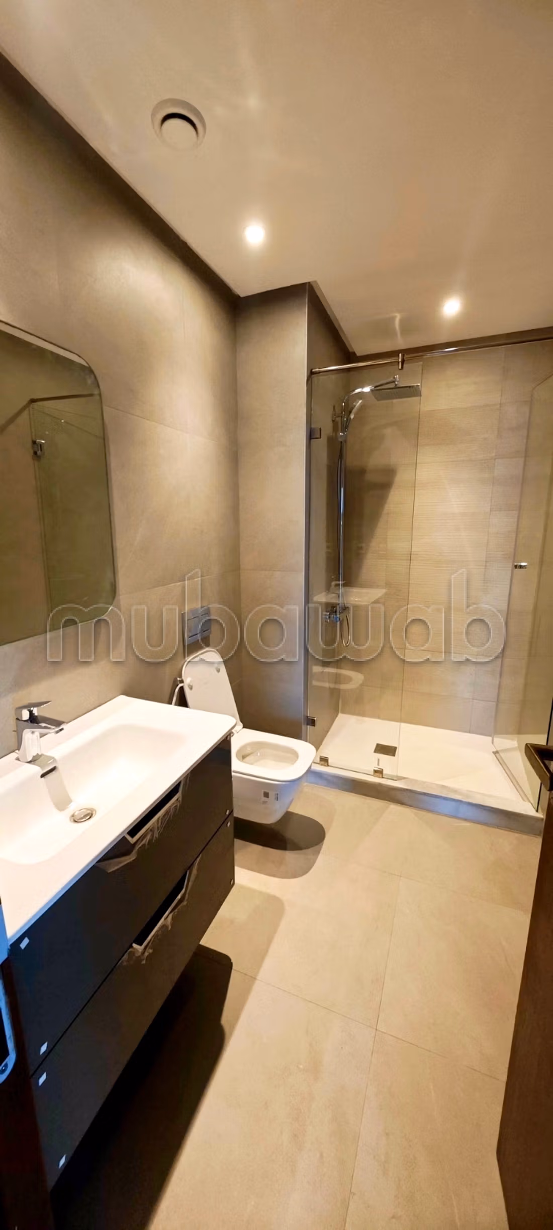 Te Huur - Appartement 4Slaapkamers en 1 Persoonlijke Kamer, Rabat Square – De Sinaasappelgaarde Souissi, Rabat
