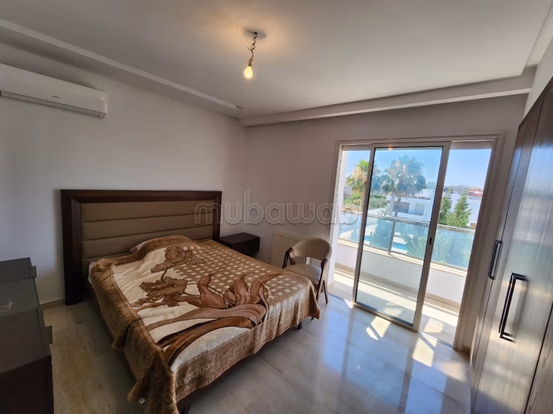 A vendre s2 avec terrasse à la soukra