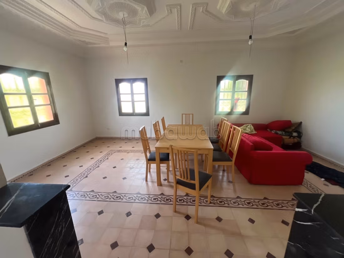 Villa di alto standing in affitto in Route de Fez. 3 camere. Bella terrazza e giardino