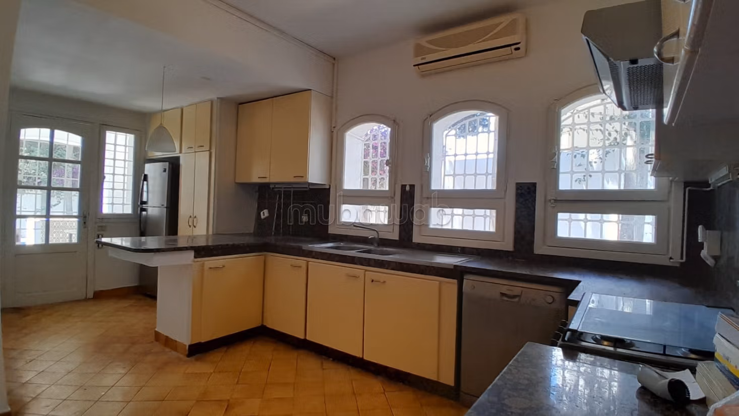 In affitto una villa con giardino a Gammarth Supérieur
